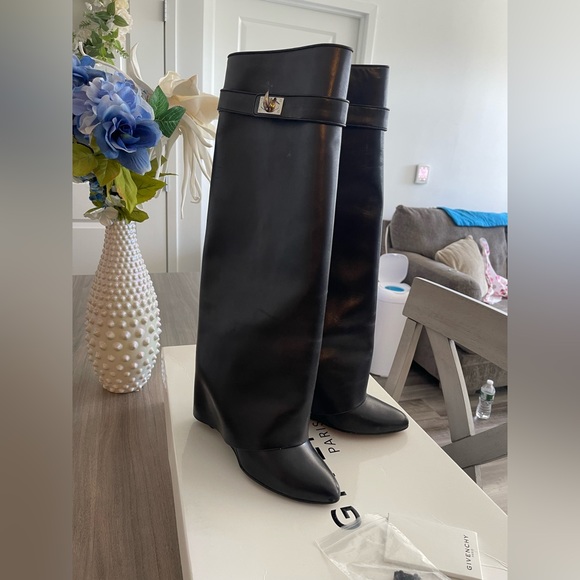 Givenchy shark boots OG - Picture 2 of 5